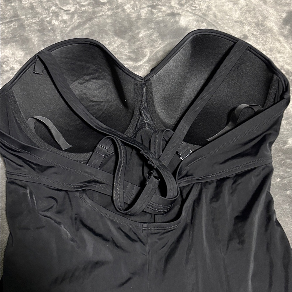 Torrid Swimsuit - Picture 4 of 5